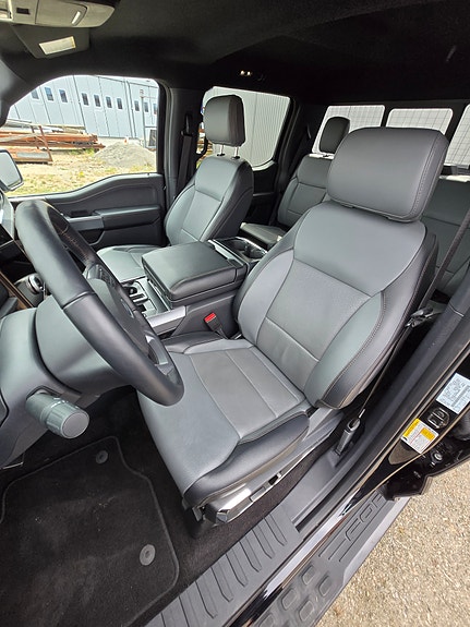 Ford F-150 10 of 12