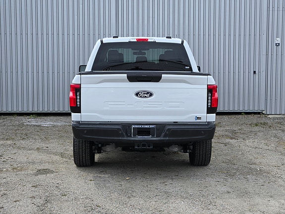 Ford F-150 3 of 5