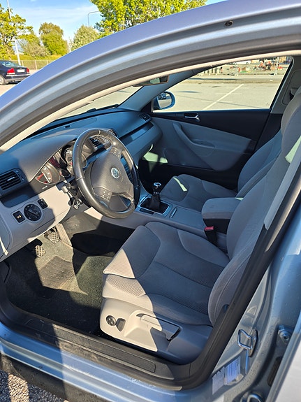 Volkswagen Passat 5 of 5