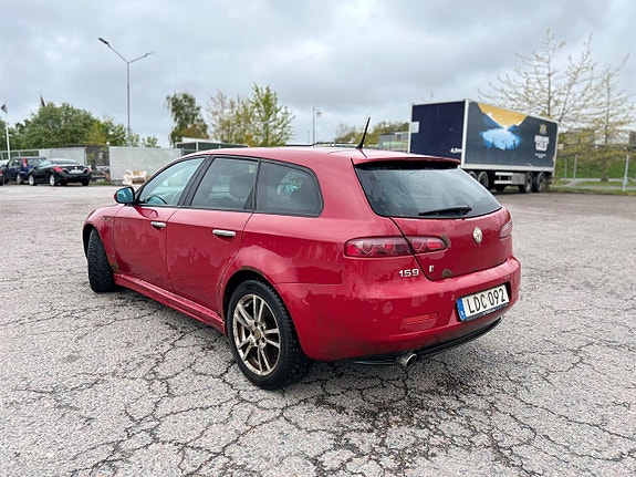 Alfa Romeo 159 6 of 13