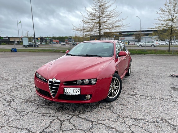 Alfa Romeo 159 4 of 13