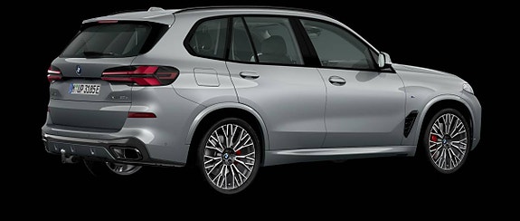 BMW X5 2 of 3