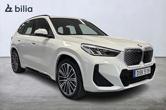 BMW iX1 18 of 18