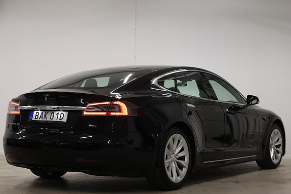 Tesla Model S 5 of 5