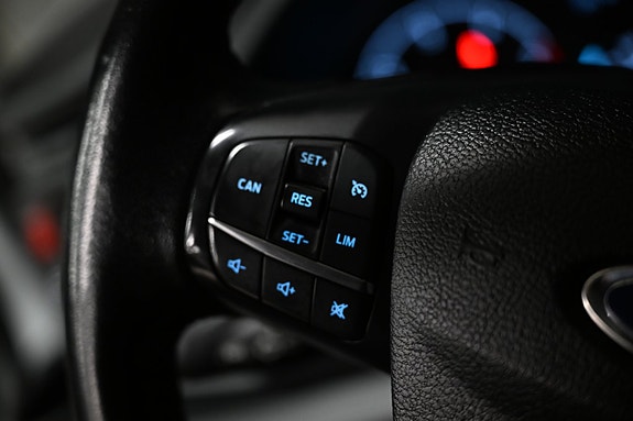 Ford Transit Custom 25 of 28