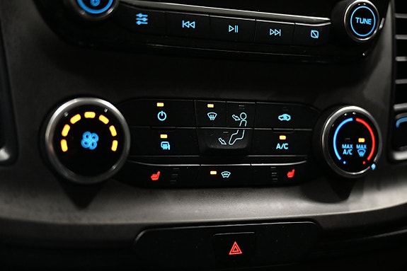 Ford Transit Custom 21 of 28