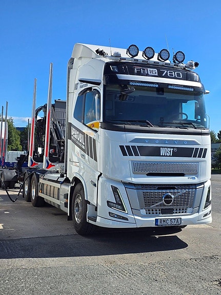 Volvo FH16 780 6x4 Aero 3 of 19