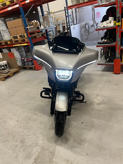 Harley-Davidson CVO STREET GLIDE 4 of 5