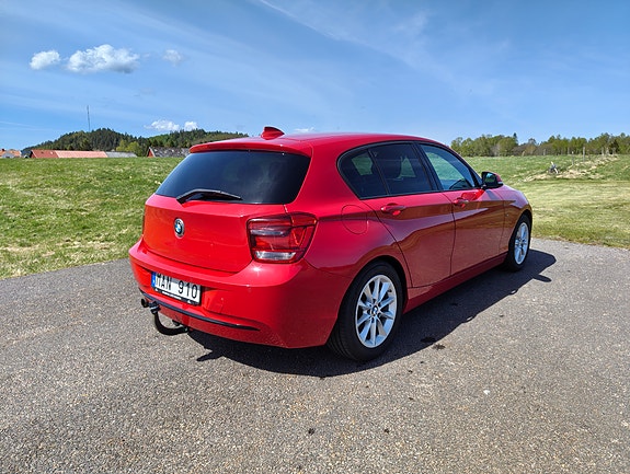 BMW 120d 3 of 5