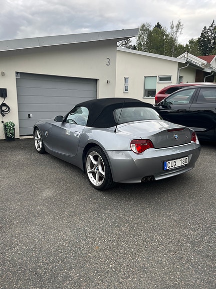 BMW Z4 4 of 5