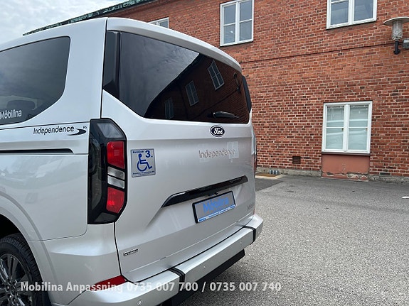 Ford Custom Tourneo 10 of 30