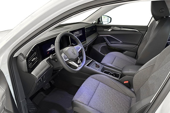 Volkswagen Tiguan 4 of 8