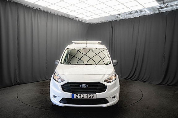 Ford Transit 3 of 5