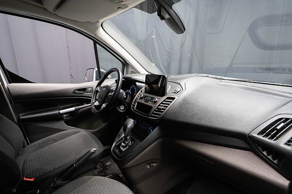 Ford Transit 13 of 17