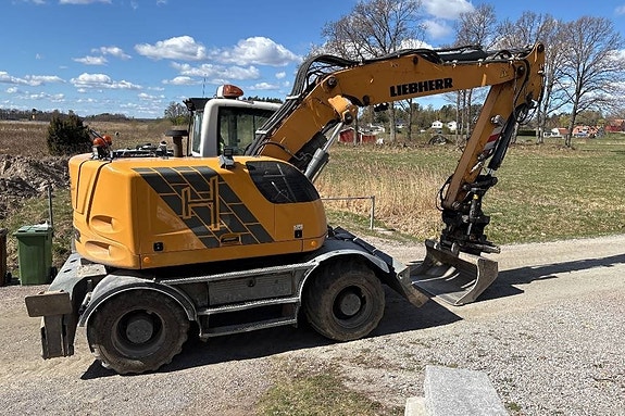 Liebherr 918 compact 5 of 24