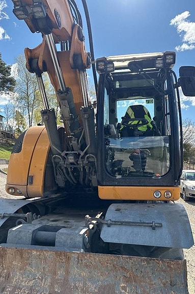 Liebherr 918 compact 20 of 24