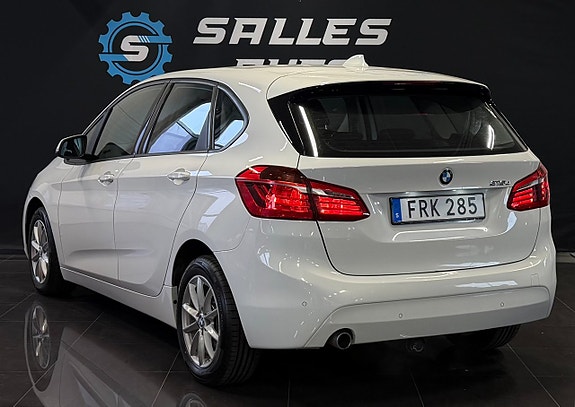 BMW 216d 7 of 30