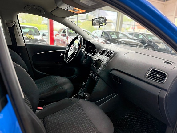 Volkswagen Polo 8 of 18