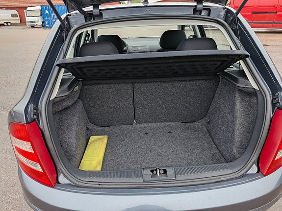 Skoda Fabia 7 of 17