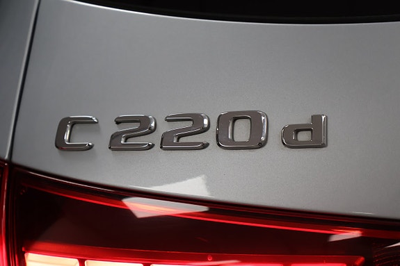 Mercedes-Benz C220 d 12 of 26