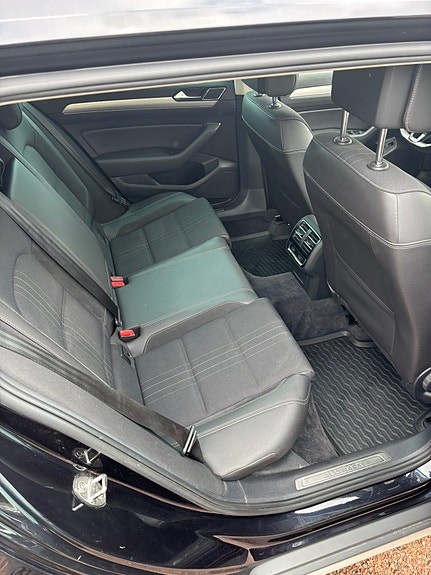 Volkswagen Passat Alltrack 5 of 5