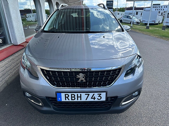 Peugeot 2008 7 of 15