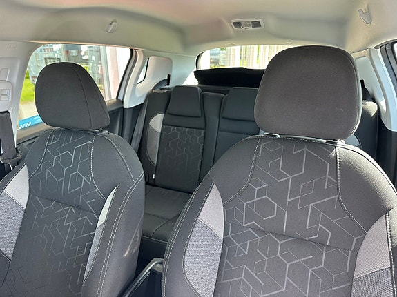 Peugeot 2008 10 of 15