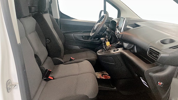 Toyota Proace City 3 of 5