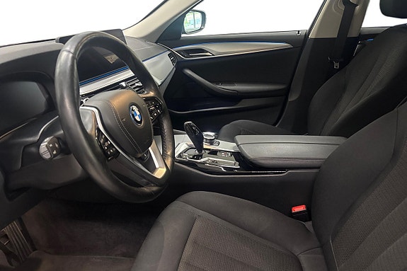 BMW 530e 12 of 19