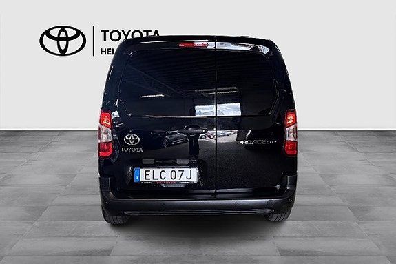 Toyota Proace City 6 of 9