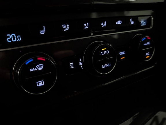 Volkswagen Golf Alltrack 18 of 20