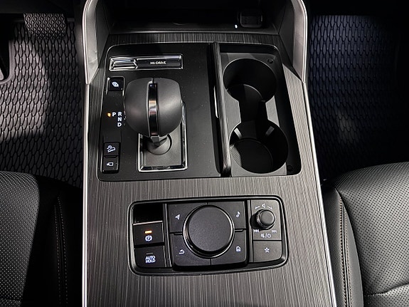 Mazda CX-60 12 of 17