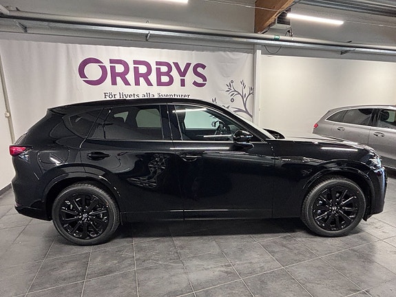 Mazda CX-60 2 of 17