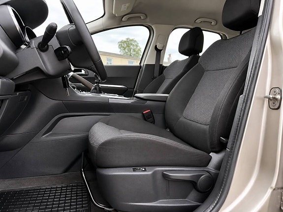Peugeot 3008 12 of 15