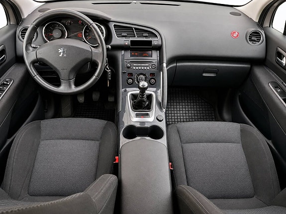 Peugeot 3008 9 of 15