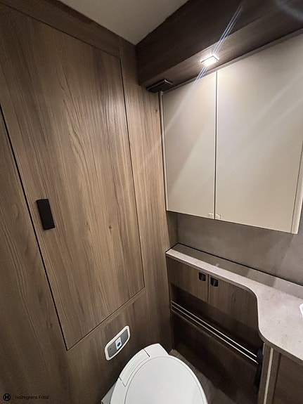 Kabe Travel Master Royal X 780 LT 19 of 27