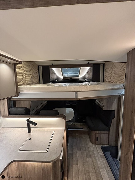 Kabe Travel Master Royal X 780 LT 27 of 27