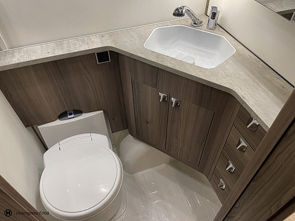 Kabe Ametist 560 GLE KS 15 of 24