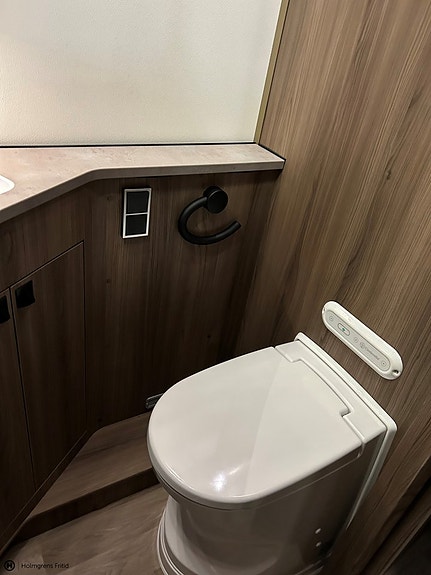Kabe Travel Master Imperial 860 LGB 18 of 27