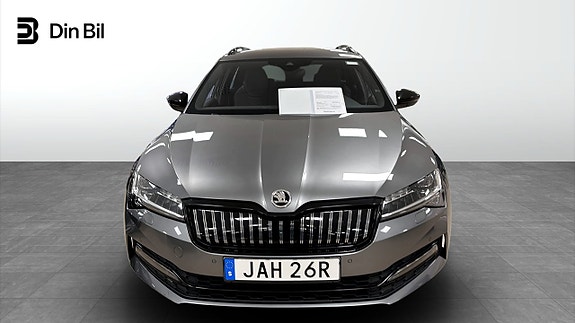 Skoda Superb 4 of 5