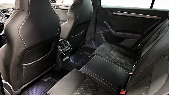 Skoda Superb 11 of 12