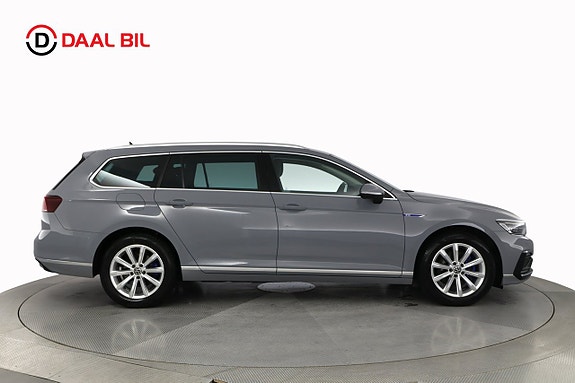 Volkswagen Passat 5 of 5