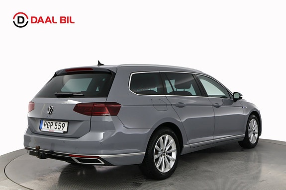 Volkswagen Passat 6 of 26