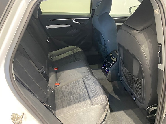 Audi A6 8 of 11