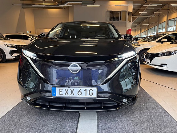 Nissan Ariya 2 of 5