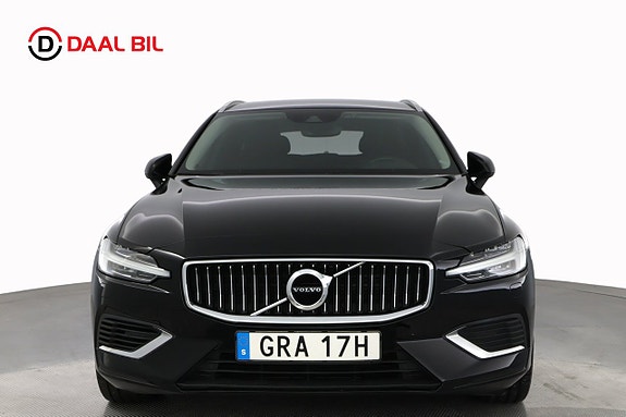 Volvo V60 2 of 25