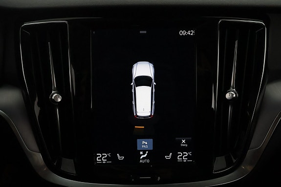 Volvo V60 22 of 25