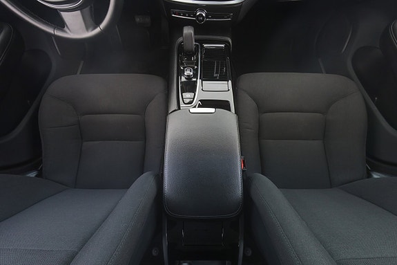 Volvo V60 13 of 25