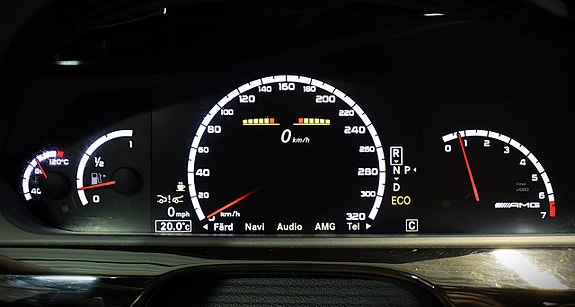 Mercedes-Benz S63 12 of 30