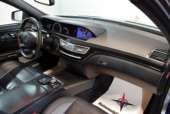 Mercedes-Benz S63 22 of 30